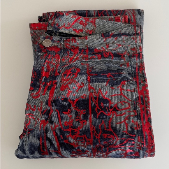 Y2K E-Play Denim - Picture 10 of 10